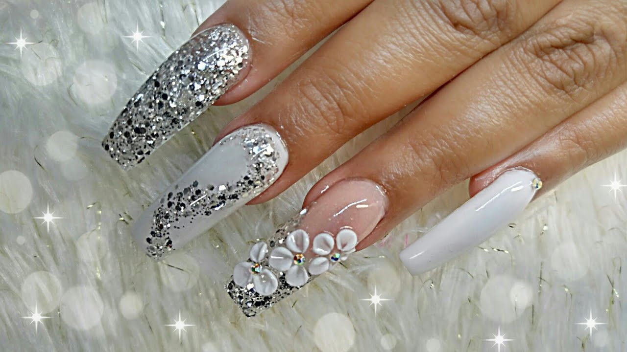 Diseño para novia💍👰 en blanco y plateado - thptnganamst.edu.vn | Uñas de gel uv,  Manicura de uñas, Uñas para novia