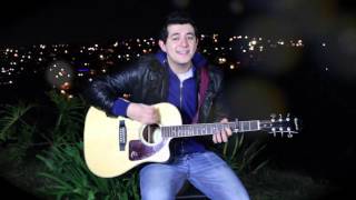 Video thumbnail of "Cursi - Division Minúscula Cover"