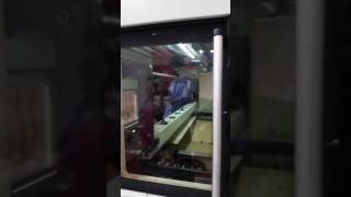 Automat sztancujący 1650 z sekcją czyszczącą.
