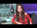Capture de la vidéo Selena Gomez Reacts To British Chat Up Lines