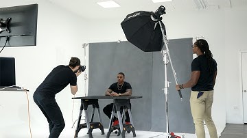 EDU Shorts: Light Positioning