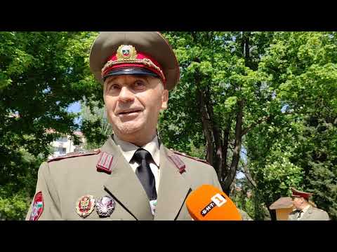 Видео: Годишнина от командира на Пеещата ескадра. 90 години от рождението на Леонид Биков