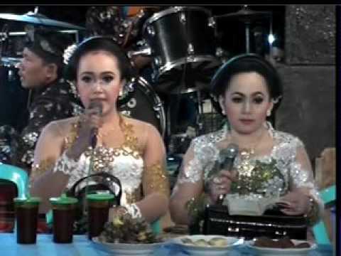 RESTU LARAS. Karawitan Ringkes. Kinanti Padang Bulan - Ayak Lasem Sld 6.