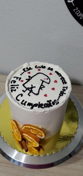 Flork Meme Cake #quitosur #pasteleria #dilettoditortepastry 