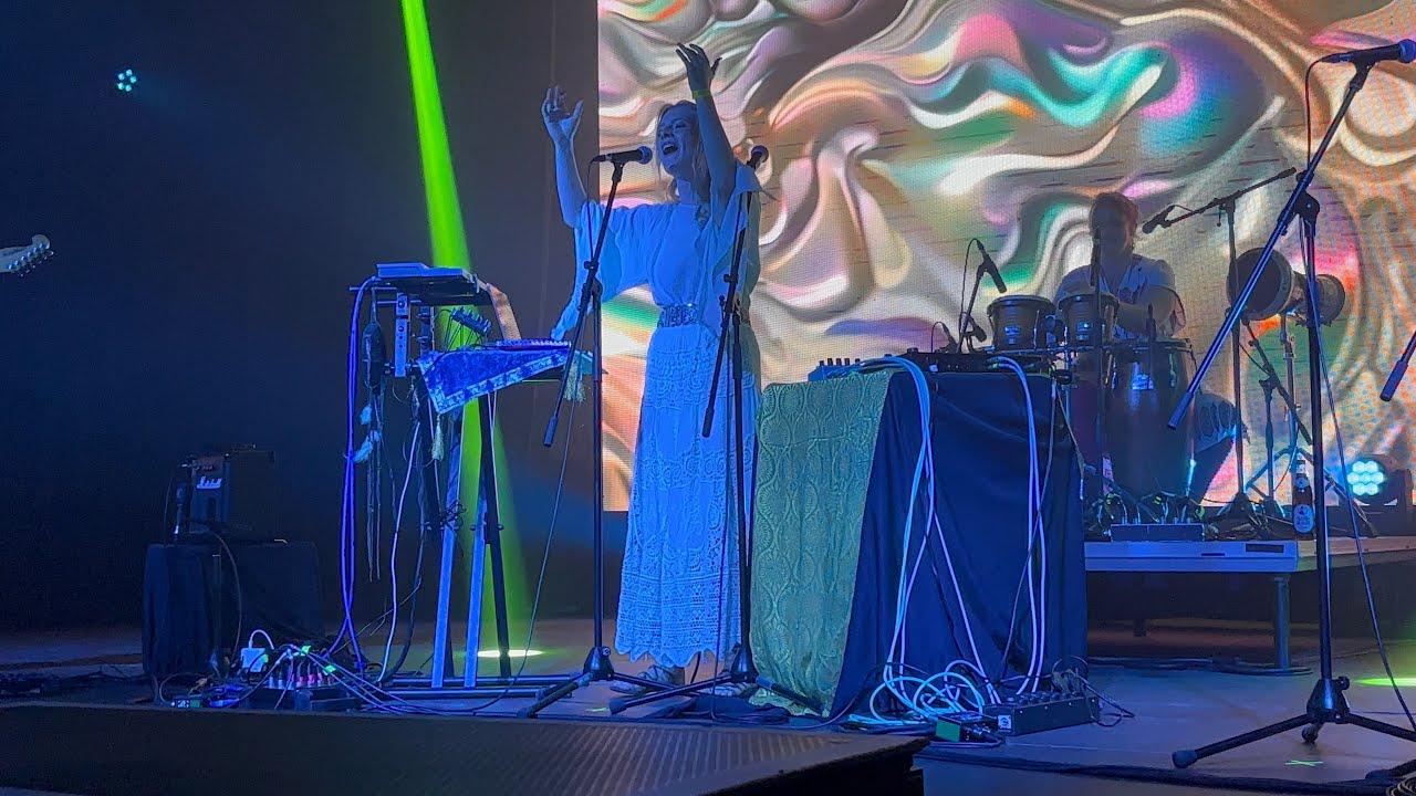 Deva - 11 (Két szál) - Dürer Kert, Budapest, 2025.05.03