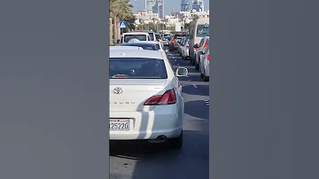 Early Morning Heavy Traffic In Bahrain 
