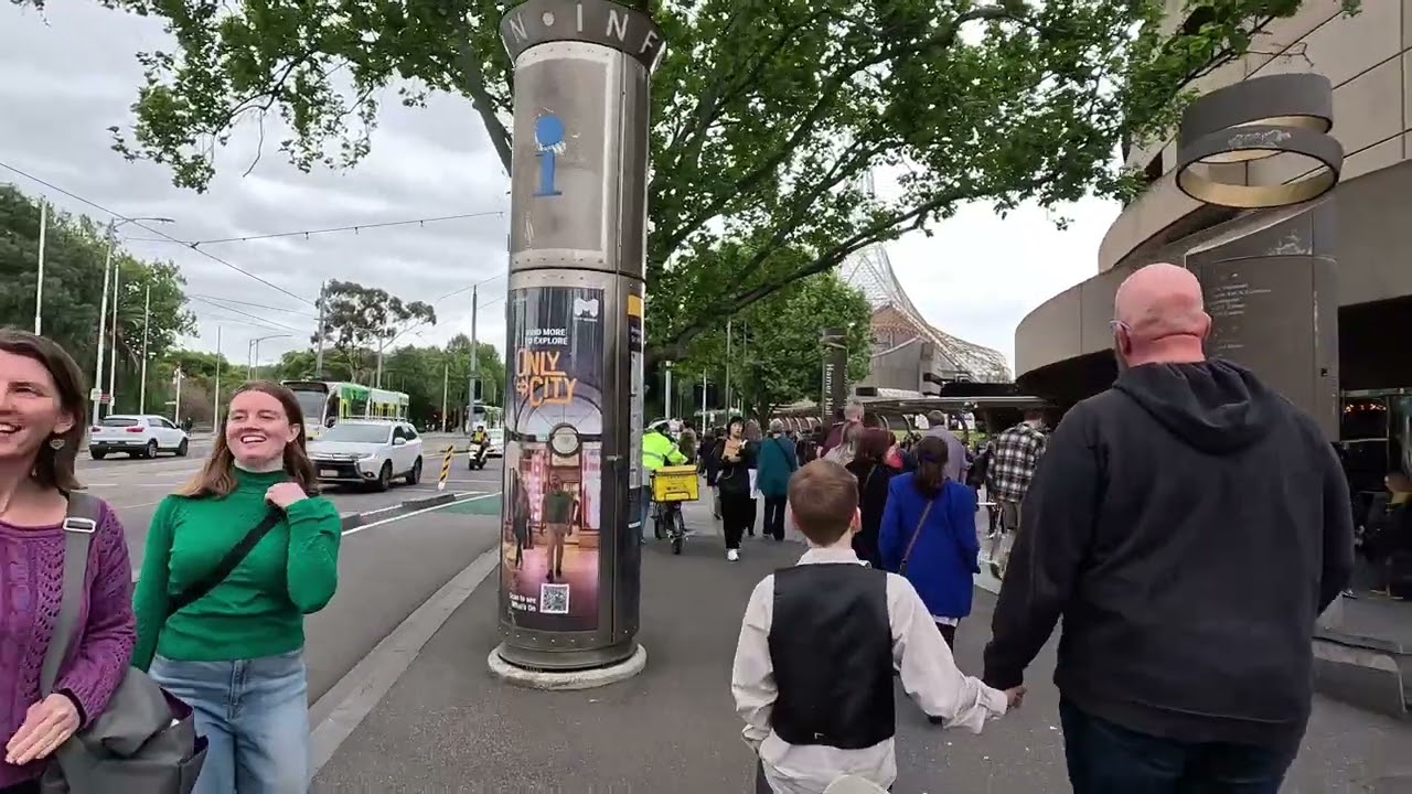 ✨ “Must Visit Place in Melbourne – NGV Vlog | bitesandbackpacks ❣️