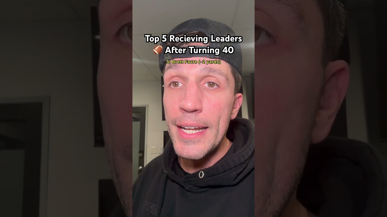 Есть только один принимающий, который играет в футбол после 40 лет.