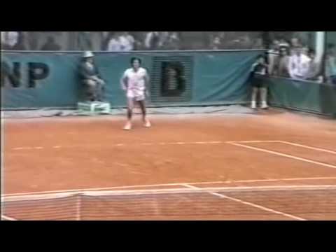 Tomas Carbonell-Albert...  Mancini. Roland Garros 86