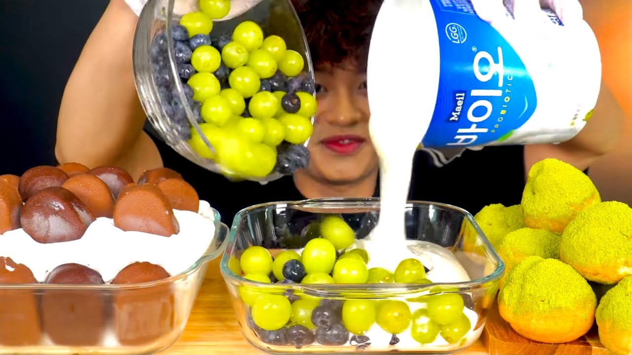 ASMR 생크림에 빠진 티코🍫 녹차슈 청포도 블루베리 요거트 먹방~ [Thank유CC 영상공모전] Whipped Cream With Tico 🫐 yogurt MuKBang~!!
