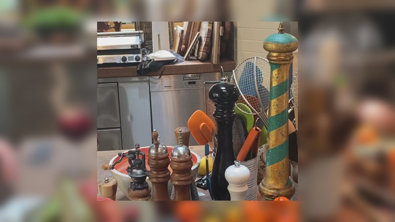 Why Does Rachael Have So Many Pepper Mills At Home? She Explains! | #StayHome Q & Ray | Rachael Ray Show