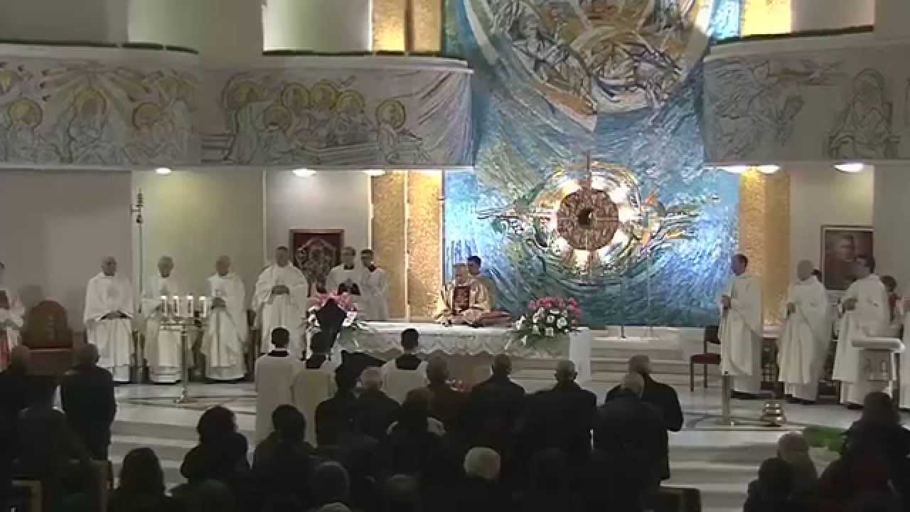 Iasi (catedrala): Liturghia Cinei Domnului (17 aprilie 2014) defensa y justicia