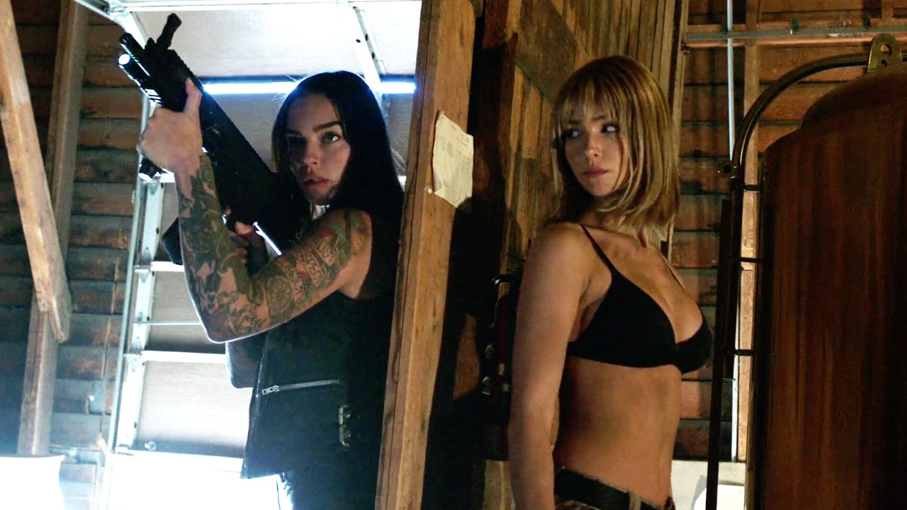 شنطة فيها 100 مليون دولار بيلاقيها أتنين صيادين في الغابة لكنهم بيتفاجئو انها تخص المافيا الامريكية