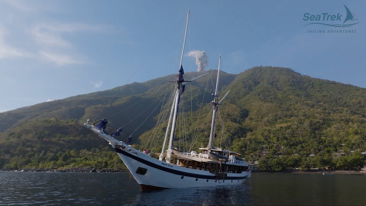 ⁣Photographic Journal | Life Under Gunung Lewotolok