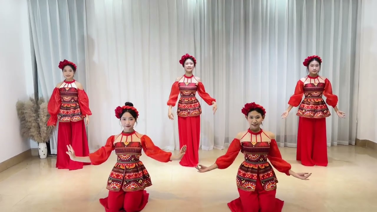 Múa : Giai điệu Việt Nam mình - Như Quỳnh