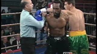 Nigel Benn vs Mauro Galvano 1