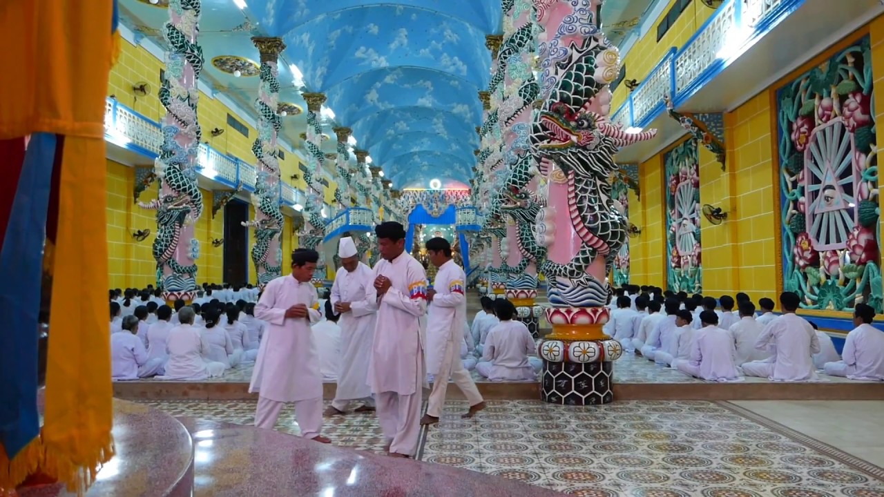 Cao Dai Ceremony Tay Ninh