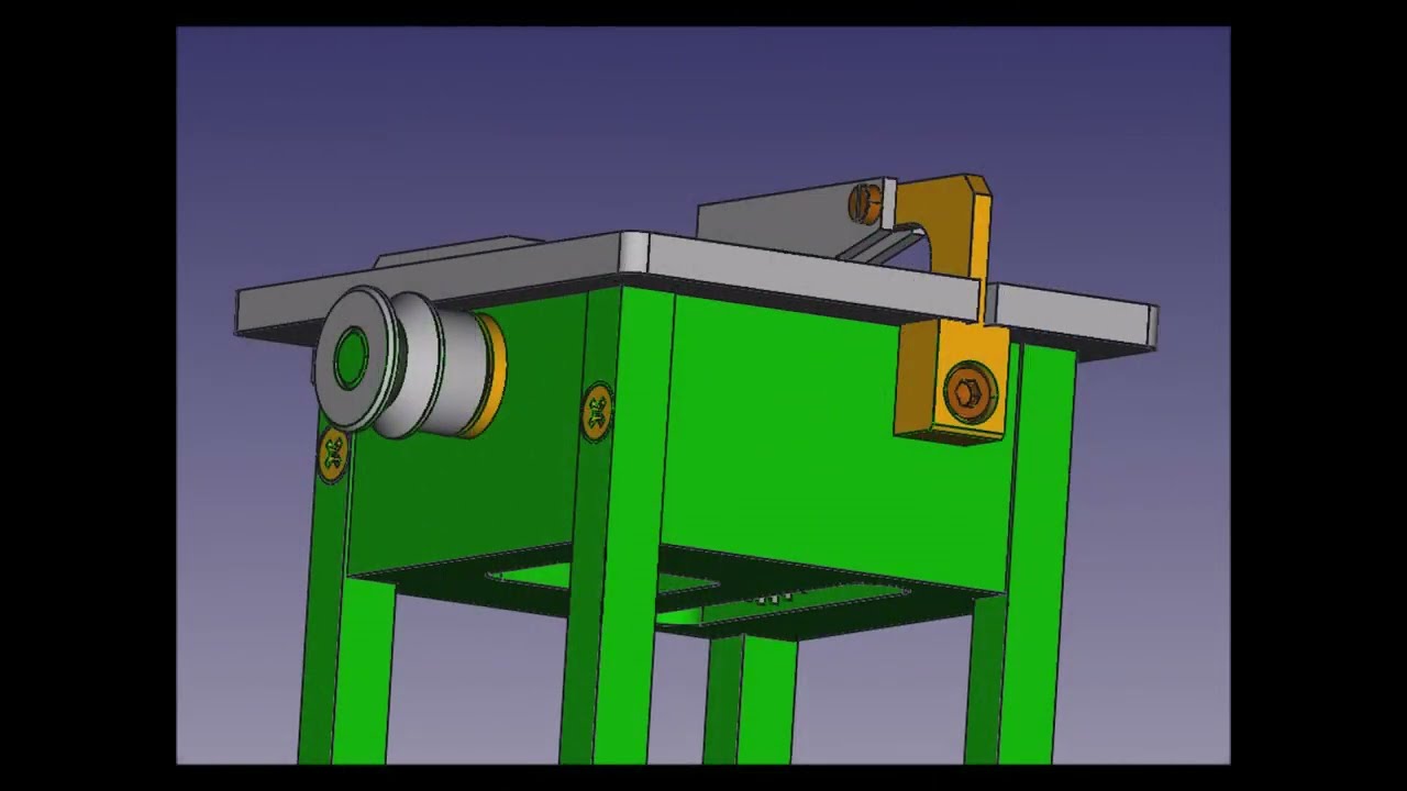Modell einer Tischkreissäge im Maßstab 