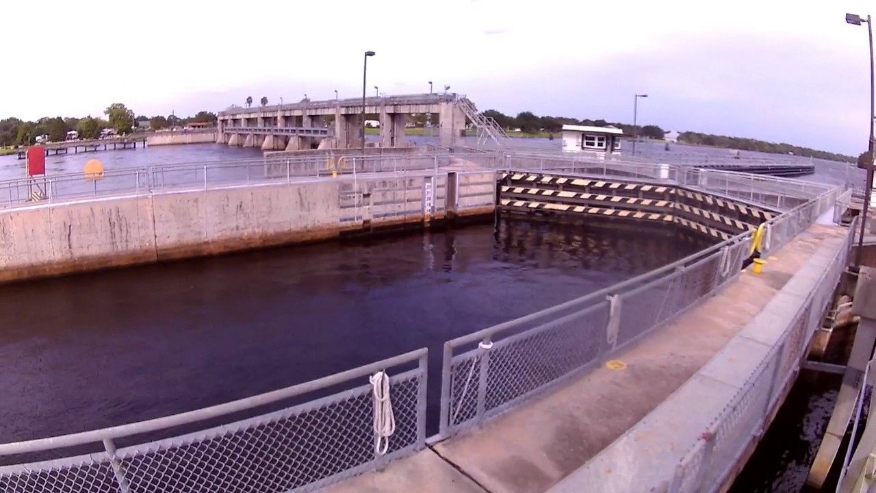 Franklin Locks Part 2 Okeechobee Locks Ft Myers to Stuart, FL YouTube