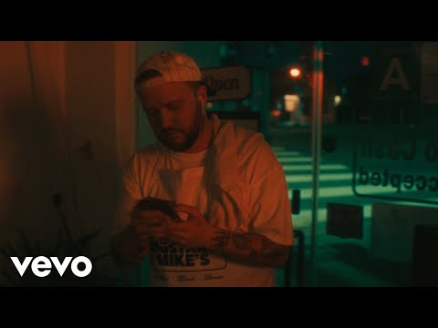 Смотреть клип Quinn Xcii - Close Calls