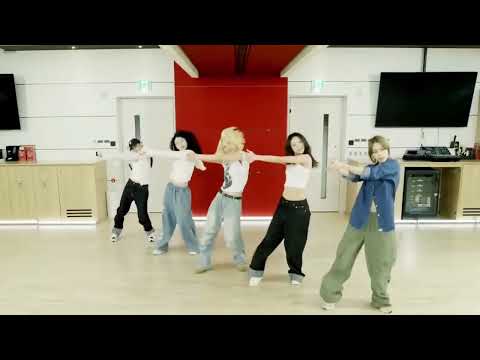 ITZY TROCK & ROLLI Dance Practice.   #ITZY #Collector #ITZY_Collector #ROCK_ROLL #ITZY_ROCK_ROLL