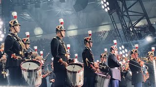 Video thumbnail of "Indochine & la Garde Républicaine - La vie est belle - Groupama Stadium - 25.06.22"