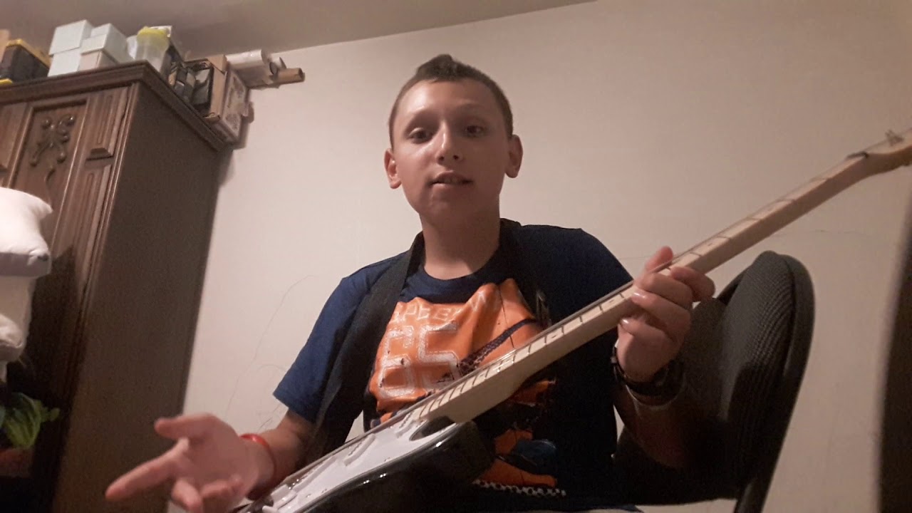 Showing my electric guitar. YouTube