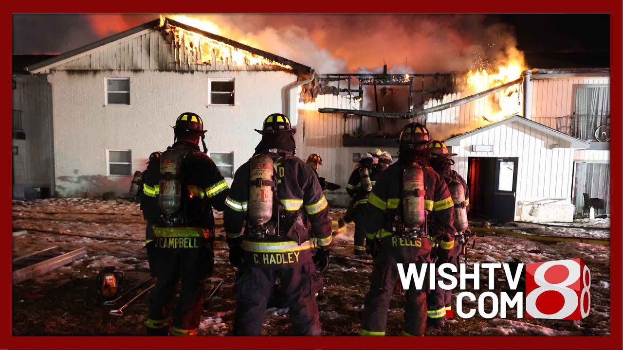Indy apartment fire displaces nearly 20 people and their pets - YouTube