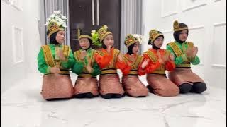Tugas SBDP menari ' Bungong Jeumpa'