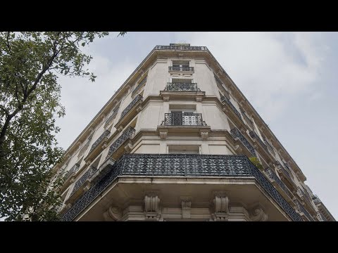 वीडियो: एच 2o आर्किटेक्ट्स द्वारा पेरिस में 1 9वीं सदी की बिल्डिंग के लिए क्रिएटिव मॉडर्न एक्सटेंशन