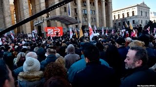 Митинг в поддержку Рустави-2 в Грузии