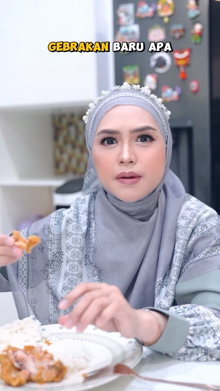 Hah.. Ada apa sama Ria Ricis?? #riaricis