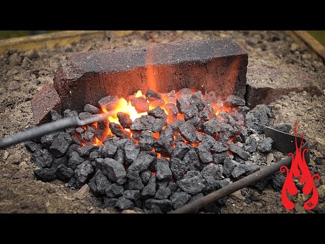Quels charbons / combustibles choisir pour sa forge ? Comparatif