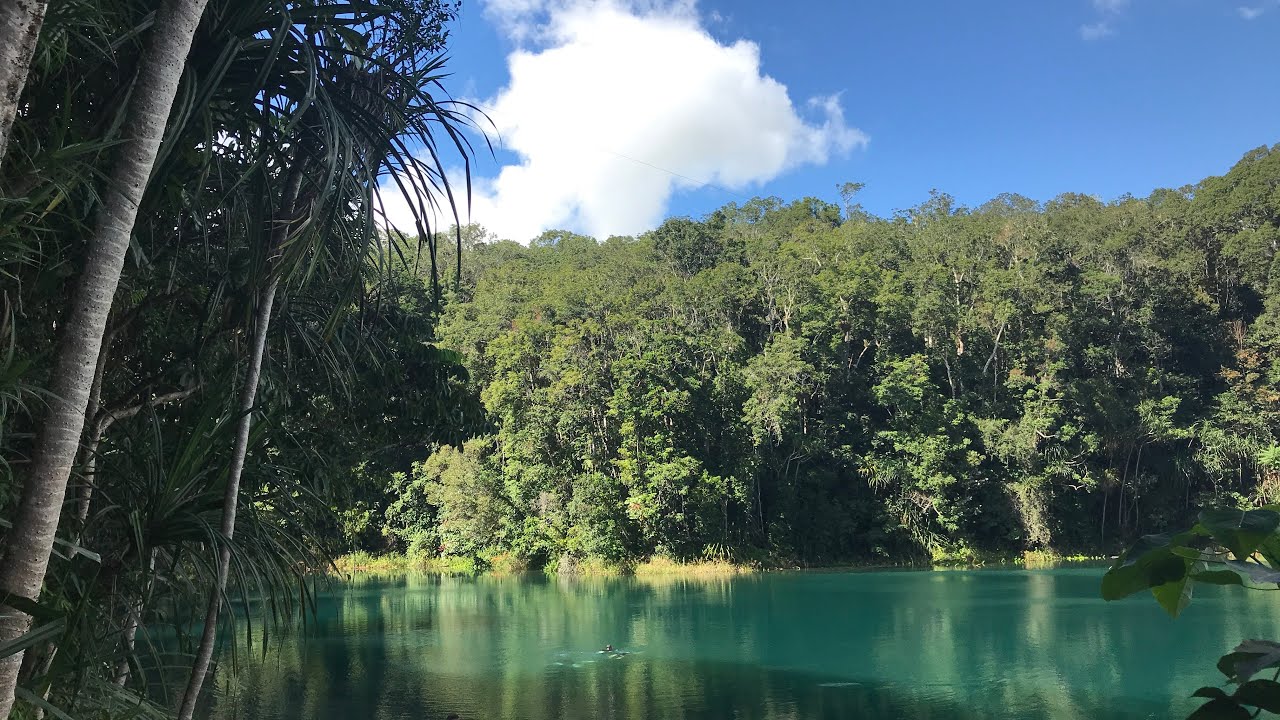 Touring Australia Lake Eacham FNQ