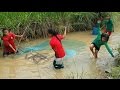 Amazing fishing at Battambang - people fishing in Cambodia - How to Catches fish (Part 139)