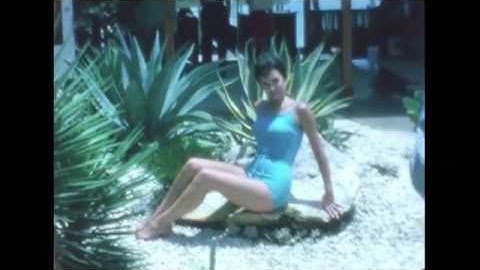 Ｇａｒｄｅｎ - Robot Boyfriend (Official Music Video)