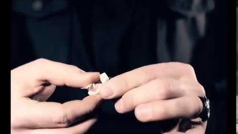 Saturn Magic -Red Button (DVD and Gimmick) by Arteco Production - Trick