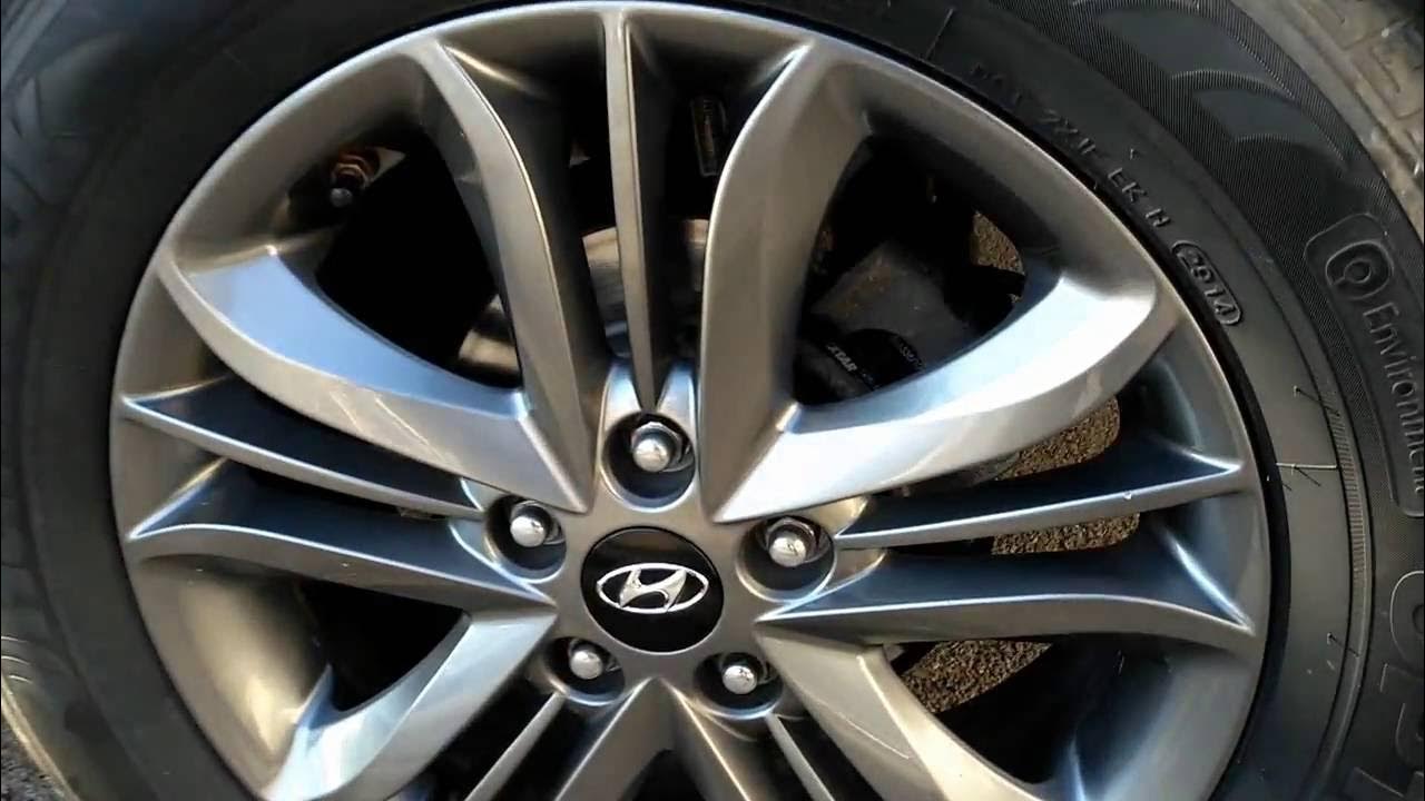 Sostituzione pastiglie freni Hyundai ix35 tucson sportage - YouTube