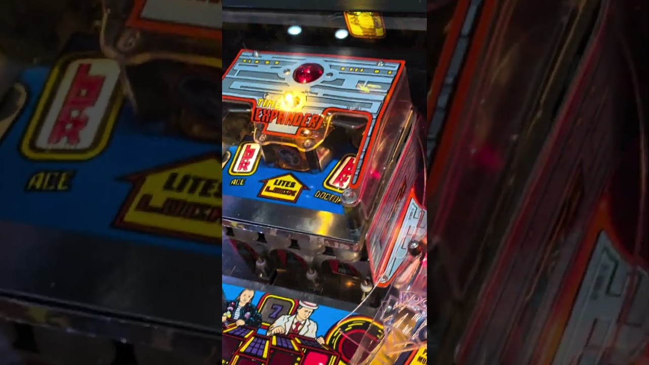 Todd is killing it! @nerdloungemaster84 Doctor Who pinball