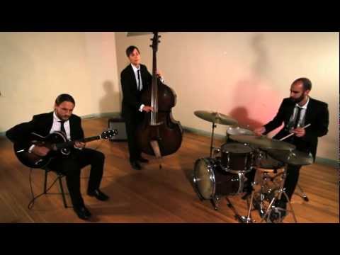 #4-jazzaffair---trio-(guitar,-double-bass,-drums)