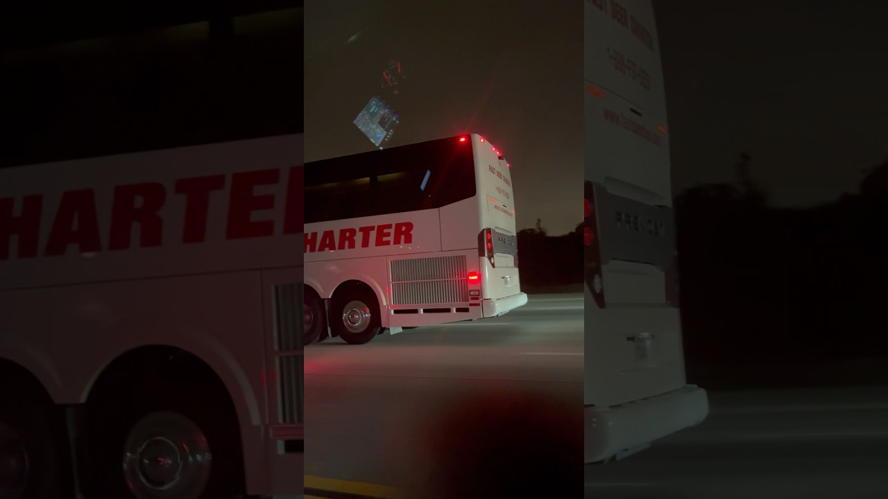 Fast Deer Charter 2019 Prevost H3-45 #62