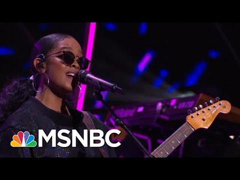 H.E.R. Performs 'Fate' At Global Citizen Prize | MSNBC