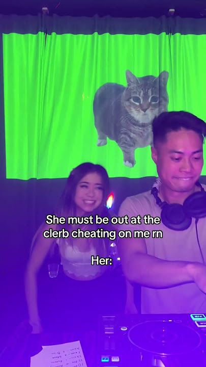 Don’t worry I gotta match the visuals #asiantiktok #clubtok #eunicecycle #djtok #ravetok