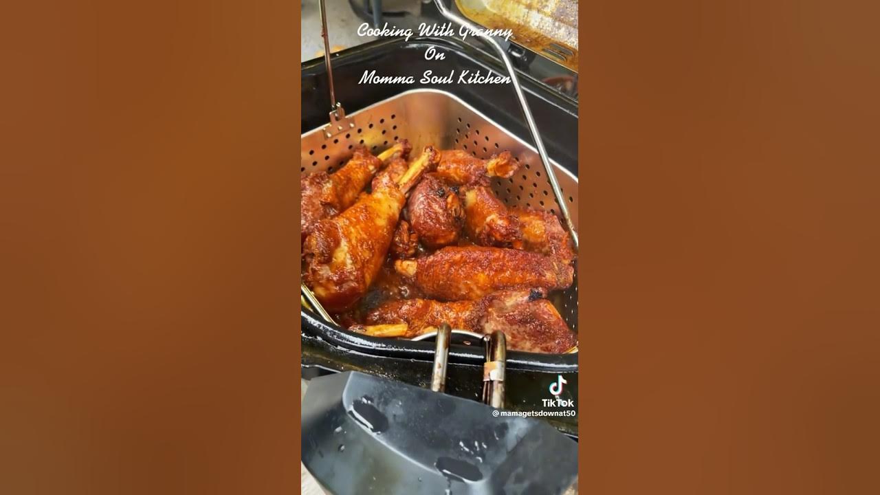 Deep Fried Turkey & Wings mommasoulkitchen turkey cooking holiday