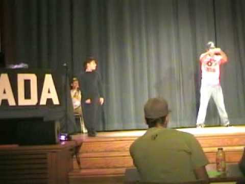 Amir battle Pop what you got 2008 little machine v...