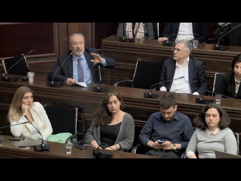 არ გამოგივათ, შეურაცხყოფა მომაყენოთ, ჯერ ორი რაღაც წაიკითხეთ და მერე მელაპარაკეთ!- კახა გოგოლაშვილი