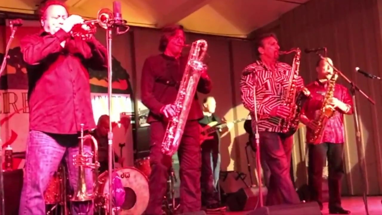 2017 Tower of Power Monterey Chuck Hansen Baritone Sax YouTube