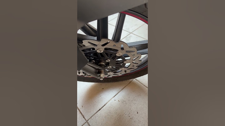 Sym Vf 125 Euro 5 2024 Έβαλα φαρδύτερο λάστιχο στην μπροστινή ρόδα. Λάστιχο μπροστά 90/80/17