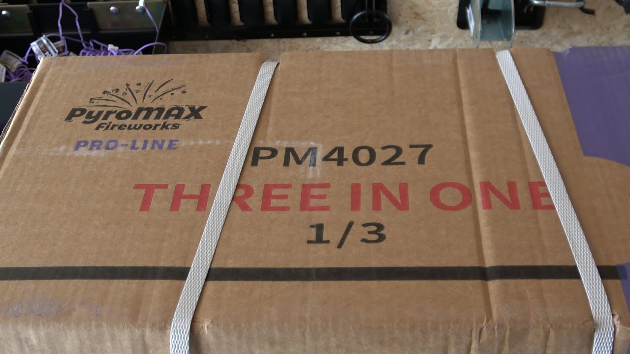 PM4027 Three In One by PyroMax - Three AWESOME Willow cakes with HUGE breaks and HARD Hits!