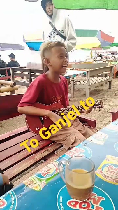 Domba Kuring Cover Lagu Ade Astrid | Pengamen Jalanan